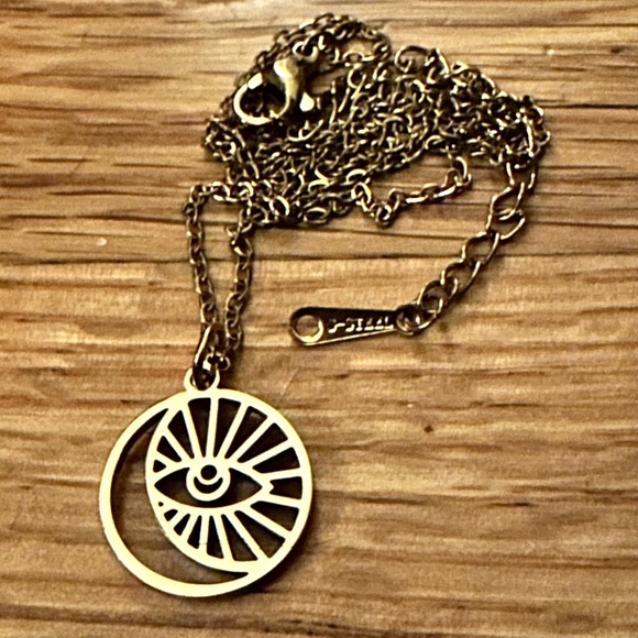 Eye See the Sky Eye of Ra Egyptian Sun Crescent Moon Yin Yang Celestial Necklace - Picture 7 of 12